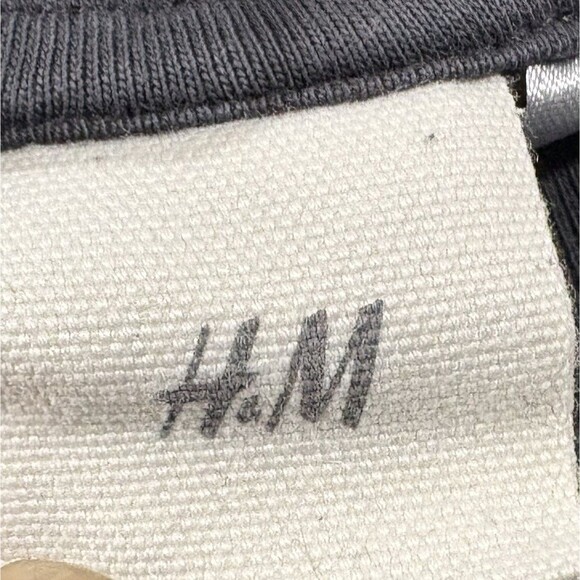 H&M ACDC Graphic T-shirt Women Faded Black Band Tee AC/DC Back in Black Sz 2XL - Picture 6 of 11